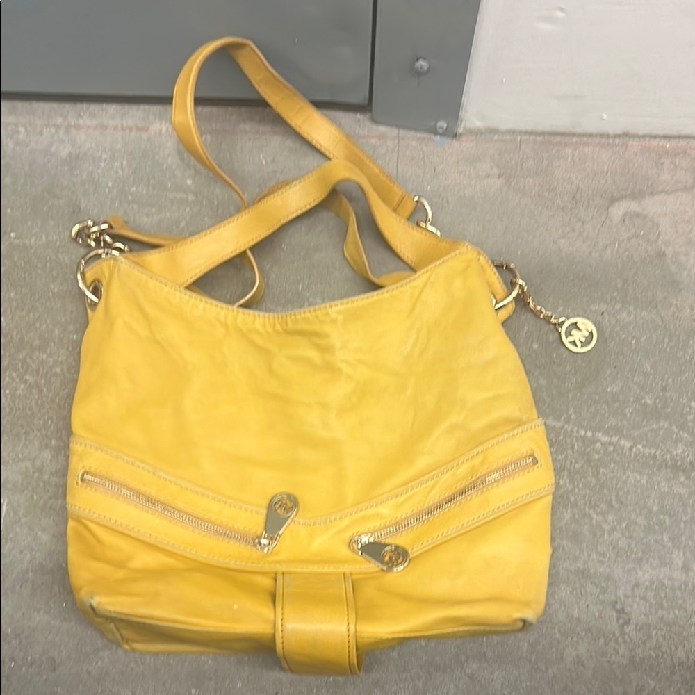 Michael kors mustard bag